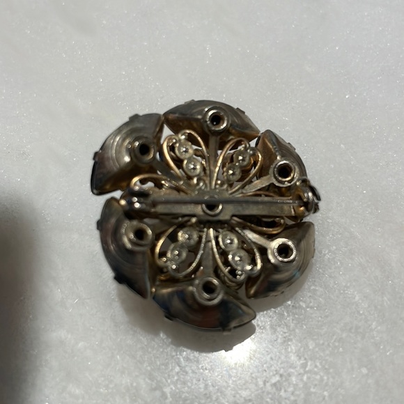 ⭐️4 for $16⭐️Sparkly real rhinestone (not plastic!) vintage brooch - Picture 3 of 4